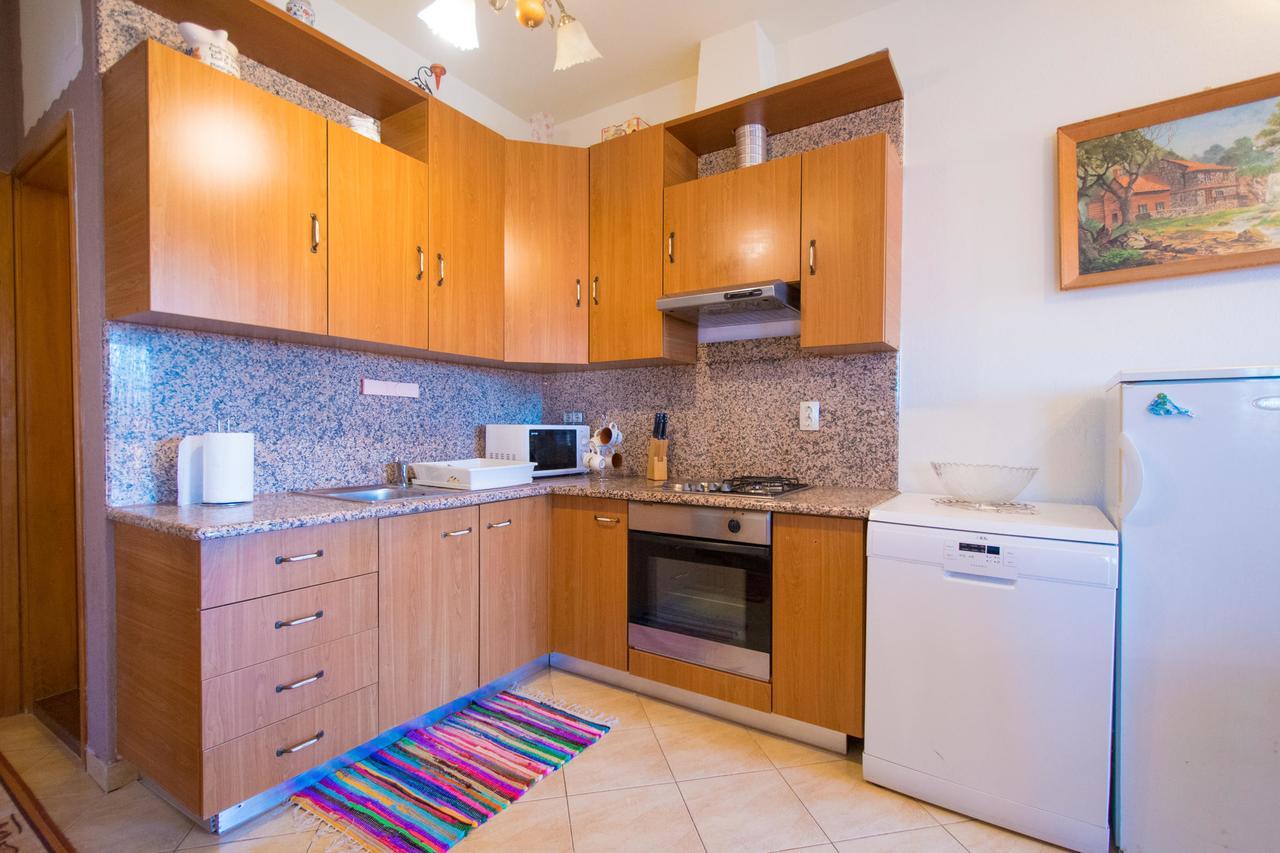 Apartment Hajdi Malinska Eksteriør billede